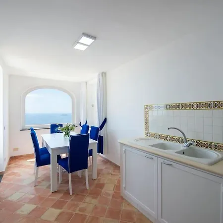 Mena Villa Praiano