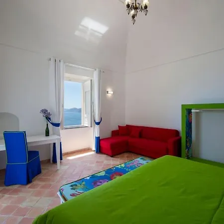 Mena Villa